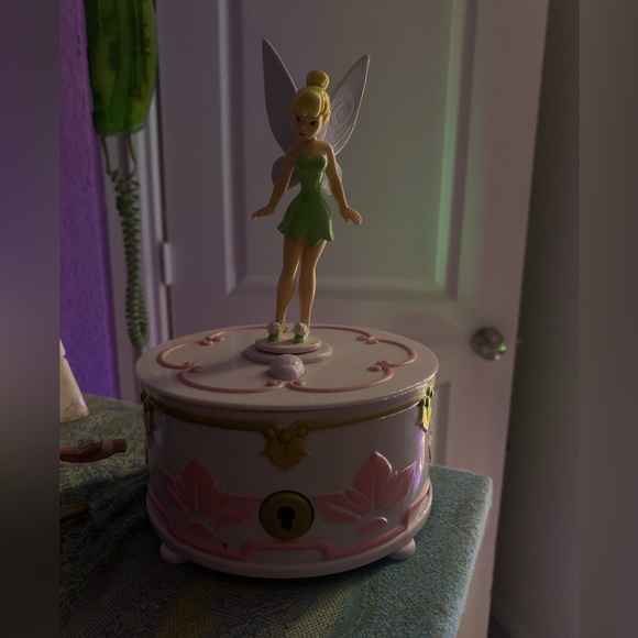 Tinker bell jewelry box - Picture 2 of 4
